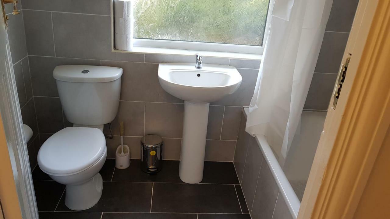Elegant And Spacious 2 Bedroom Barnet Zewnętrze zdjęcie