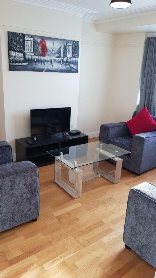 Elegant And Spacious 2 Bedroom Barnet Zewnętrze zdjęcie