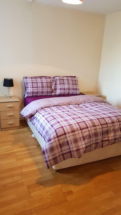 Elegant And Spacious 2 Bedroom Barnet Zewnętrze zdjęcie