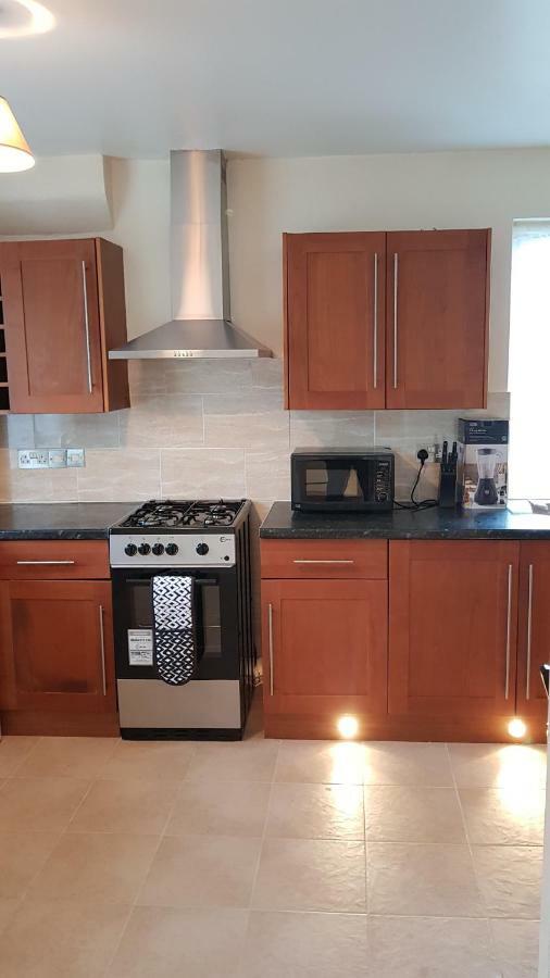Elegant And Spacious 2 Bedroom Barnet Zewnętrze zdjęcie