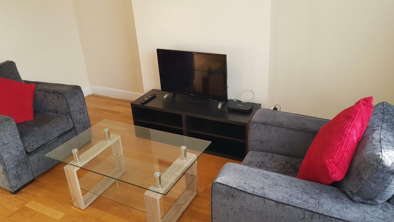 Elegant And Spacious 2 Bedroom Barnet Zewnętrze zdjęcie