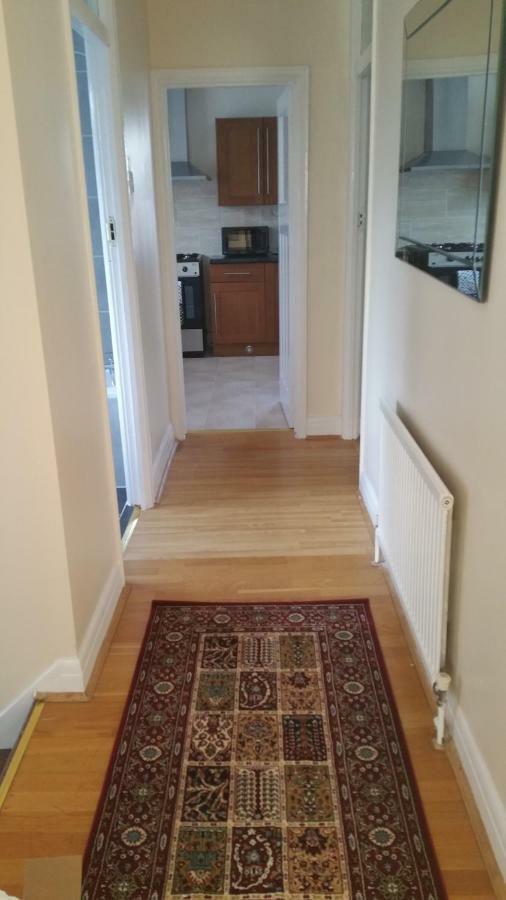 Elegant And Spacious 2 Bedroom Barnet Zewnętrze zdjęcie